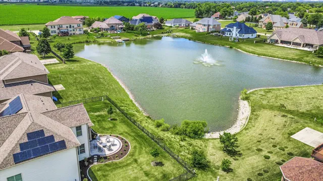 $1,400,000 | 604 Cayman Way, Savoy, IL 61874