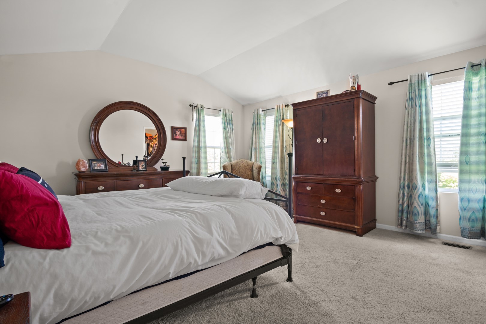 2919 Church Road Aurora, IL 60502 - Photo 16 of 28 a bedroom with a bed and a dresser