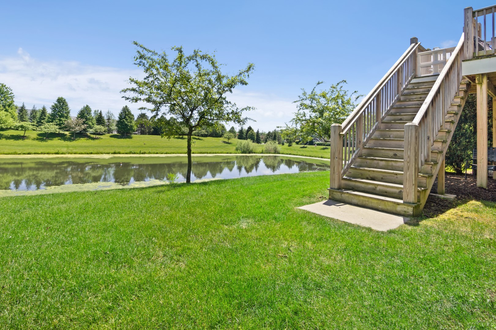 2919 Church Road Aurora, IL 60502 - Photo 23 of 28 a view of a golf course with a garden