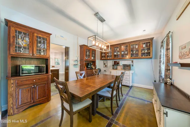 $598,600 | 216 Ocean Isle Beach Road Southwest, Shallotte, NC 28470