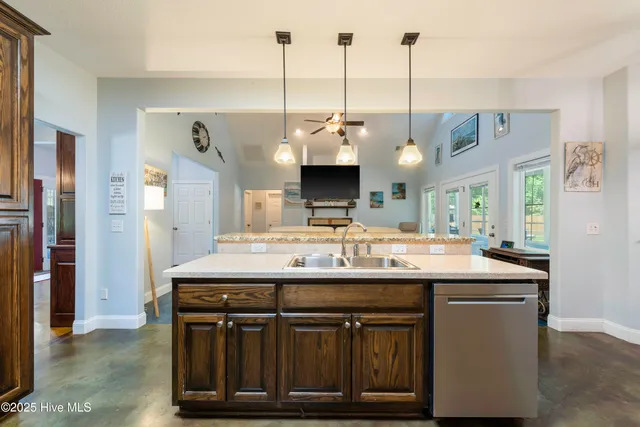 $598,600 | 216 Ocean Isle Beach Road Southwest, Shallotte, NC 28470