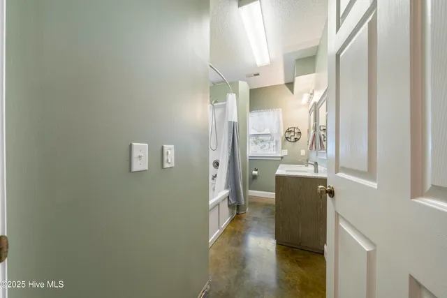 $598,600 | 216 Ocean Isle Beach Road Southwest, Shallotte, NC 28470