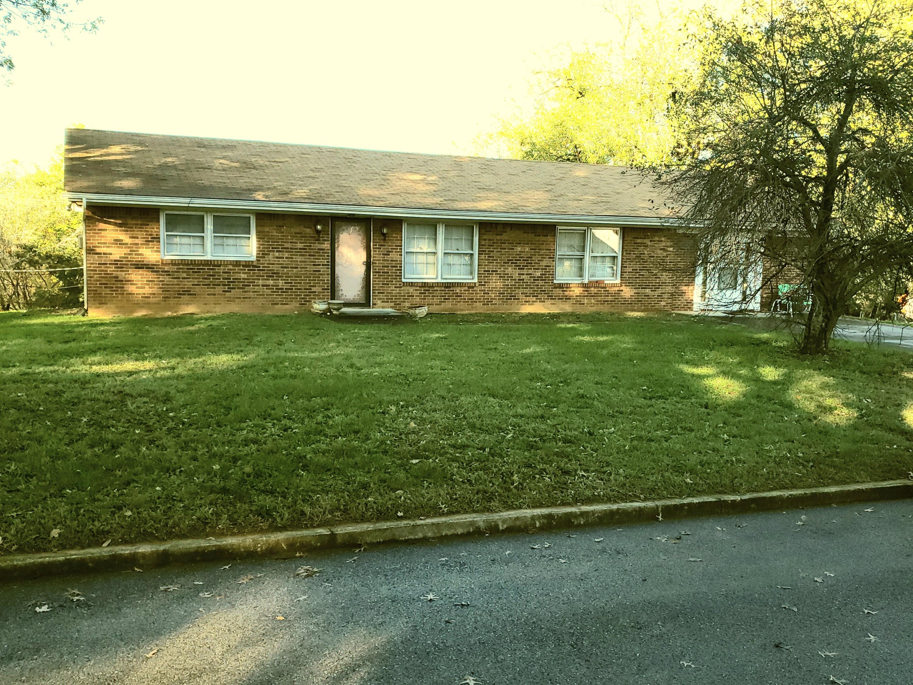 4015 High Acres Road Northwest Roanoke, VA 24017 - Photo 1 of 2 Front
