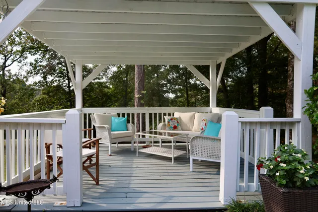 $509,500 | 125 Rosebud Trail, Mendenhall, MS 39114