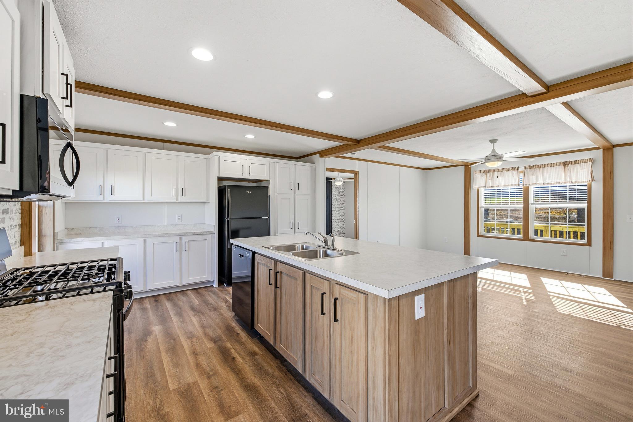 343 Park Road Stanley, VA 22851 - Photo 9 of 48 a kitchen with a stove and a refrigerator
