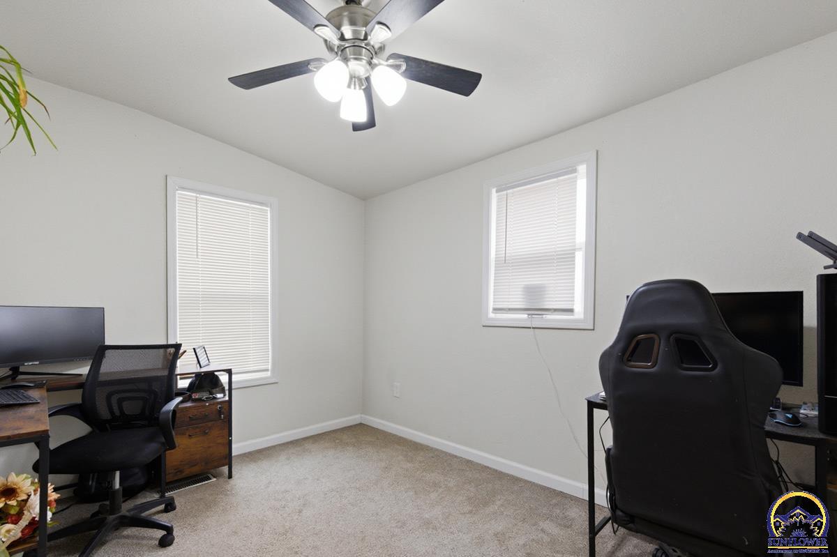 77 Highway 40 Lecompton, KS 66050 - Photo 15 of 31