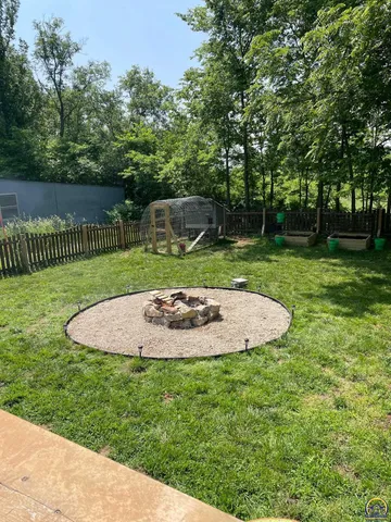 $229,900 | 77 Highway 40, Lecompton, KS 66050