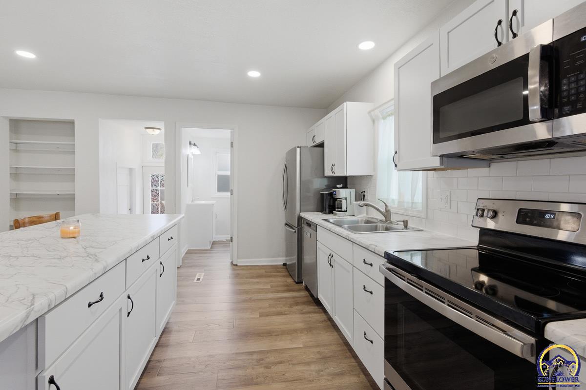 77 Highway 40 Lecompton, KS 66050 - Photo 6 of 31