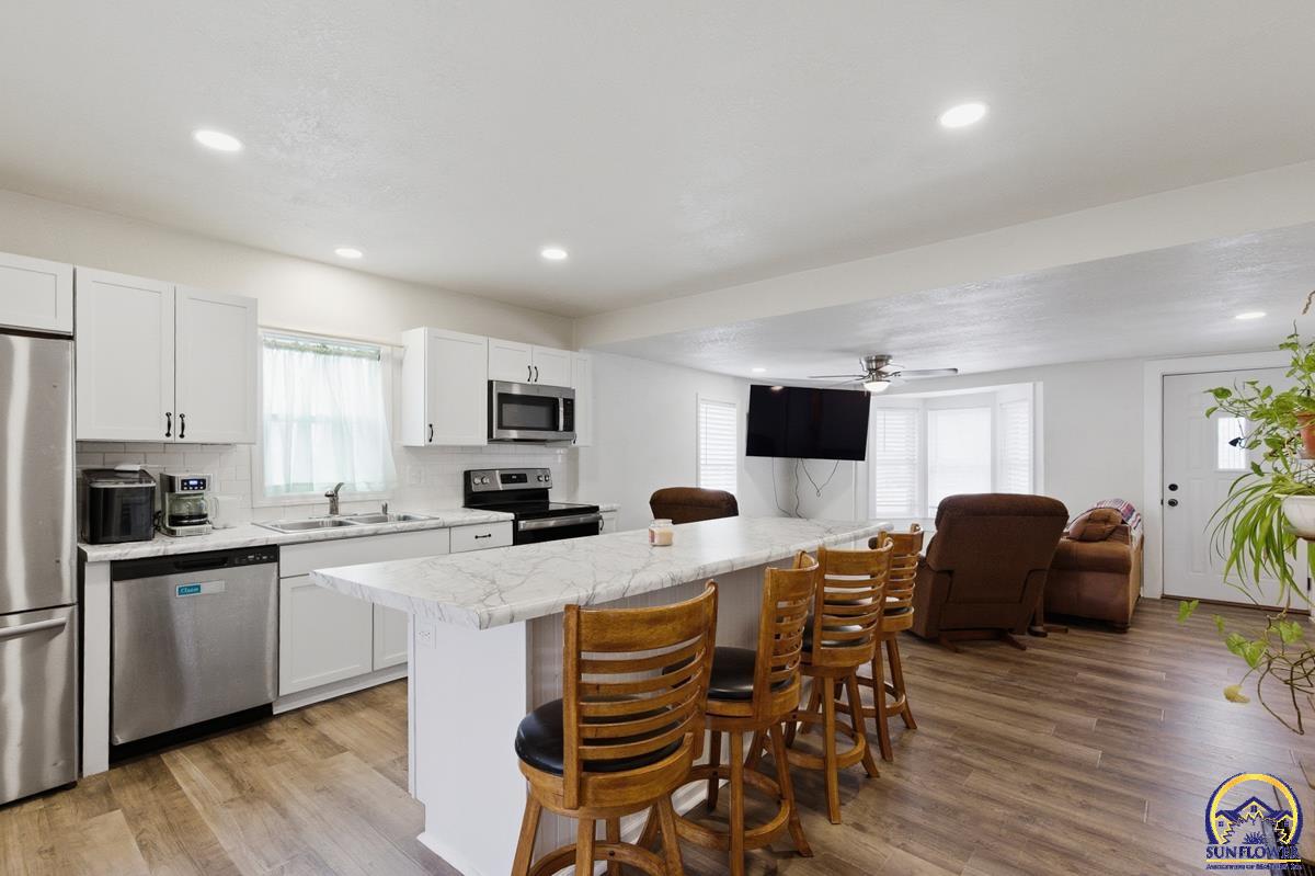 77 Highway 40 Lecompton, KS 66050 - Photo 9 of 31