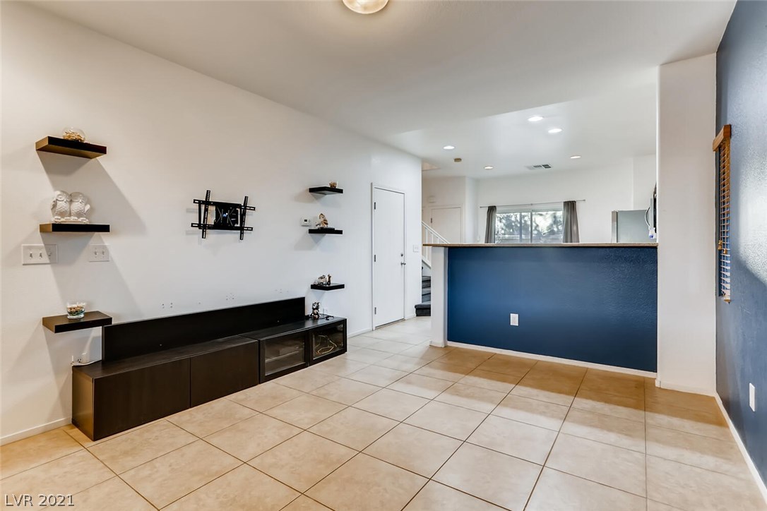 1731 Ferrell Street Las Vegas, NV 89106 - Photo 2 of 11