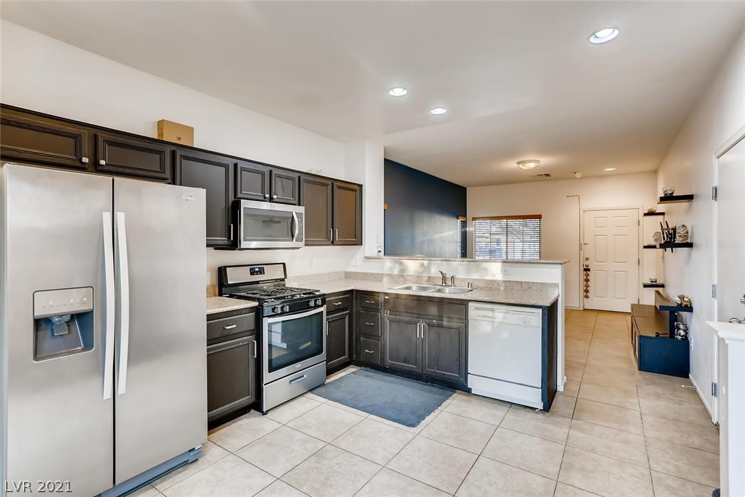 1731 Ferrell Street Las Vegas, NV 89106 - Photo 5 of 11