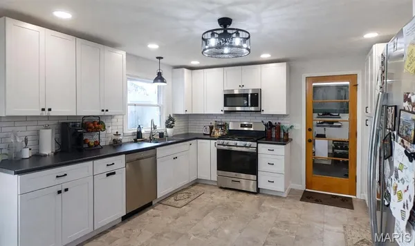 $165,000 | 818 Kenton Boulevard, Taylorville, IL 62568