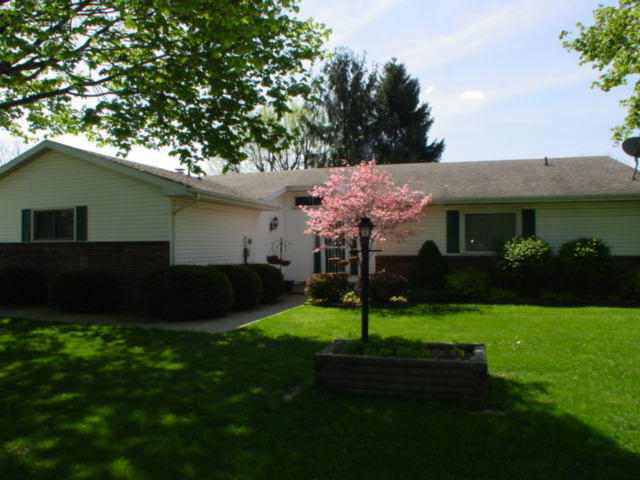 2537 East Raintree New Castle, IN 47362 - Photo 1 of 8 Gallery Image 1