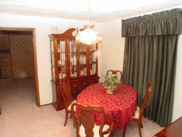 2537 East Raintree New Castle, IN 47362 - Photo 5 of 8 Gallery Image 5