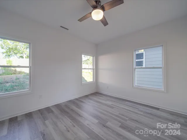 $330,000 | 560 Geneva Circle, Belmont, NC 28012