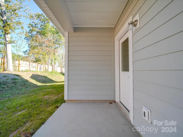 $330,000 | 560 Geneva Circle, Belmont, NC 28012