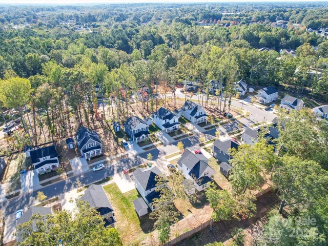 $330,000 | 560 Geneva Circle, Belmont, NC 28012