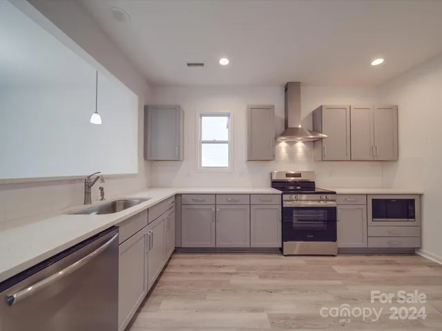 $330,000 | 560 Geneva Circle, Belmont, NC 28012