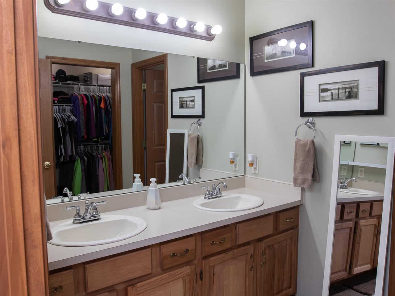 337 South Hunters Ridge Warsaw, IN 46582 - Photo 22 of 36 Gallery Image 22