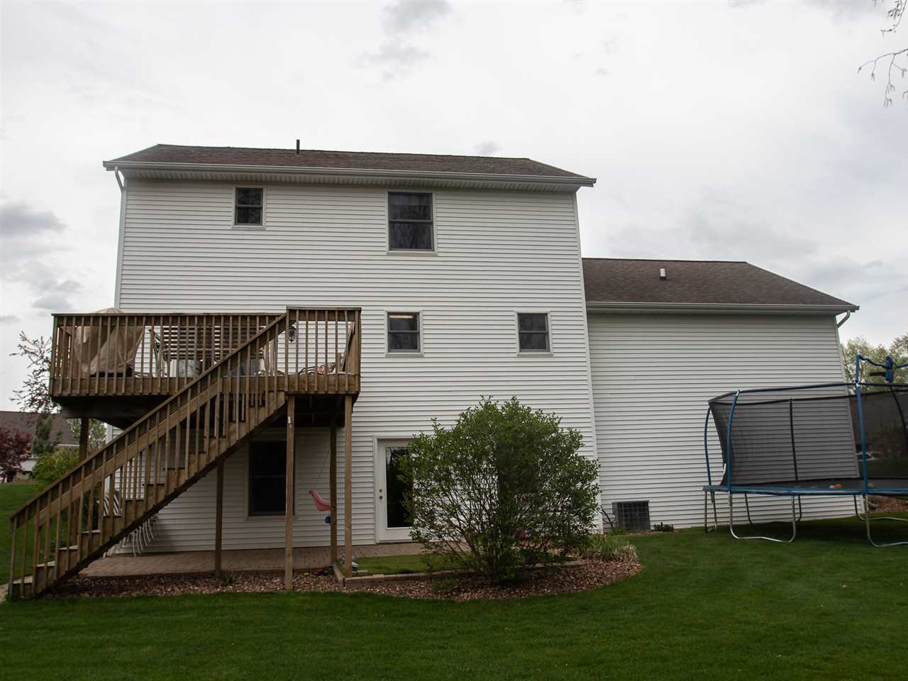 337 South Hunters Ridge Warsaw, IN 46582 - Photo 4 of 36 Gallery Image 4