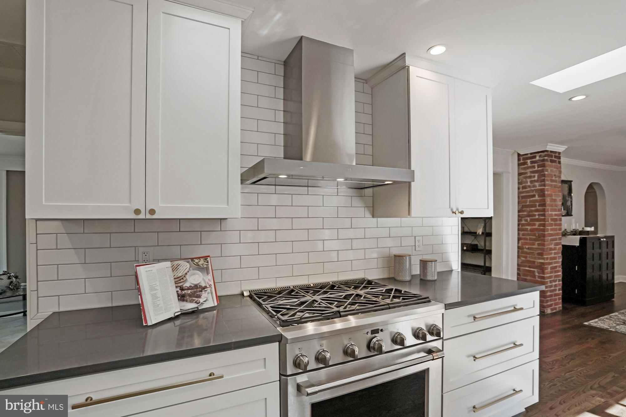4921 Ridgewood Road Alexandria, VA 22312 - Photo 16 of 48 Who wouldn't want to cook here?