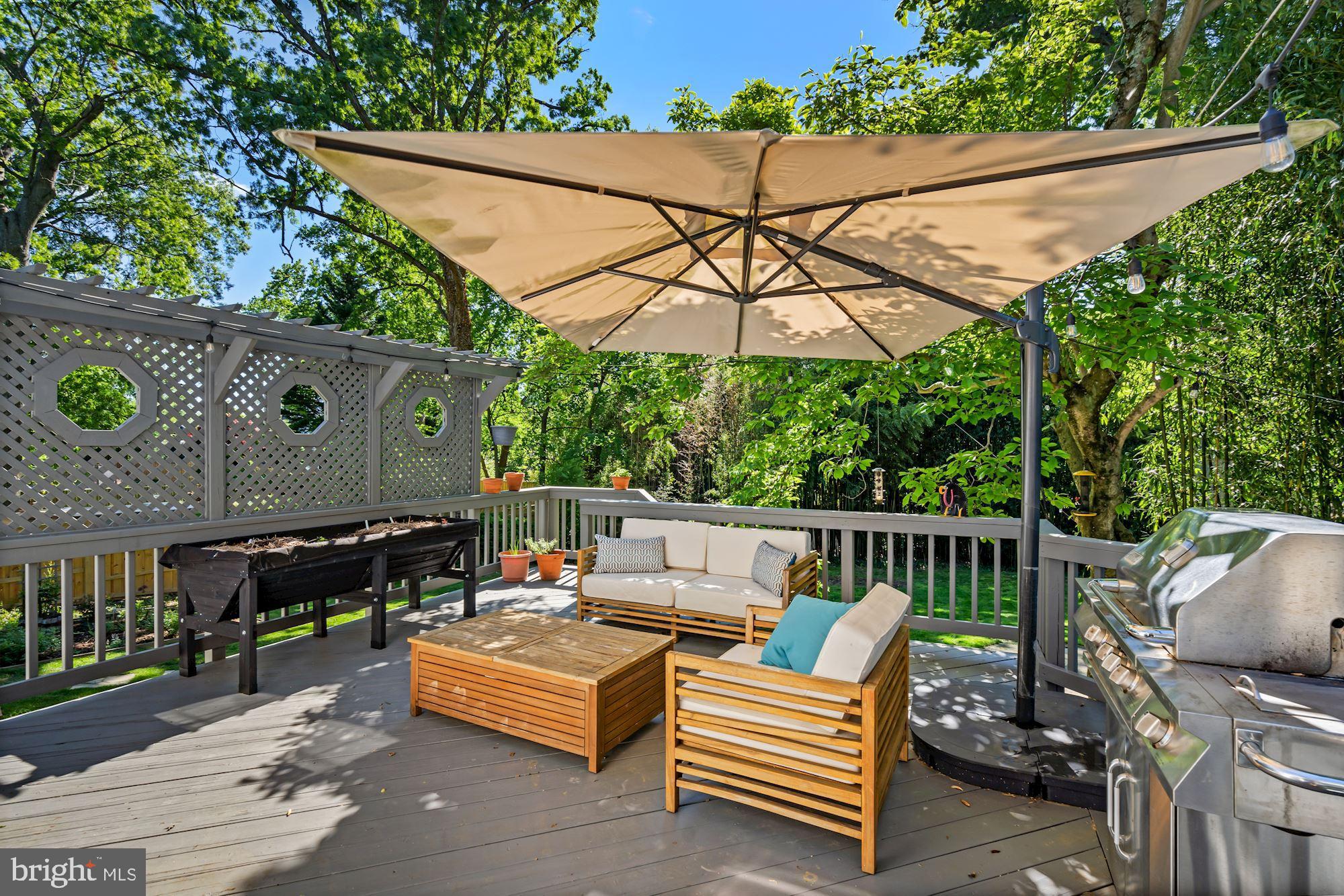 4921 Ridgewood Road Alexandria, VA 22312 - Photo 35 of 48 Great deck for entertaining!!