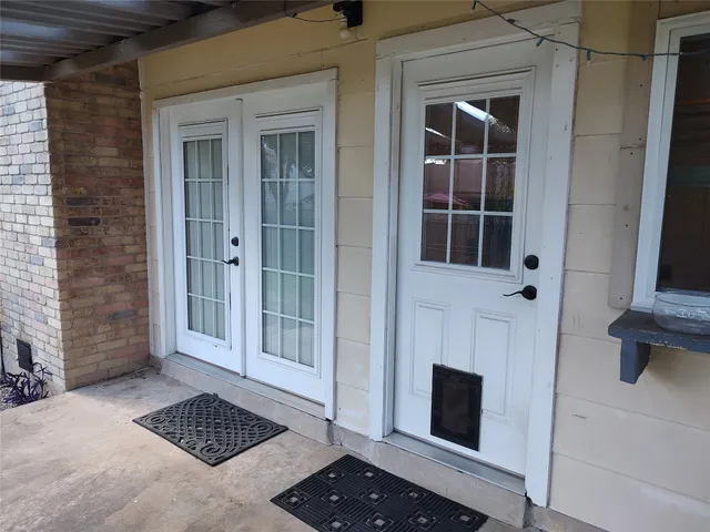 $2,195 | 11701 Shoshone Drive, Austin, TX 78759