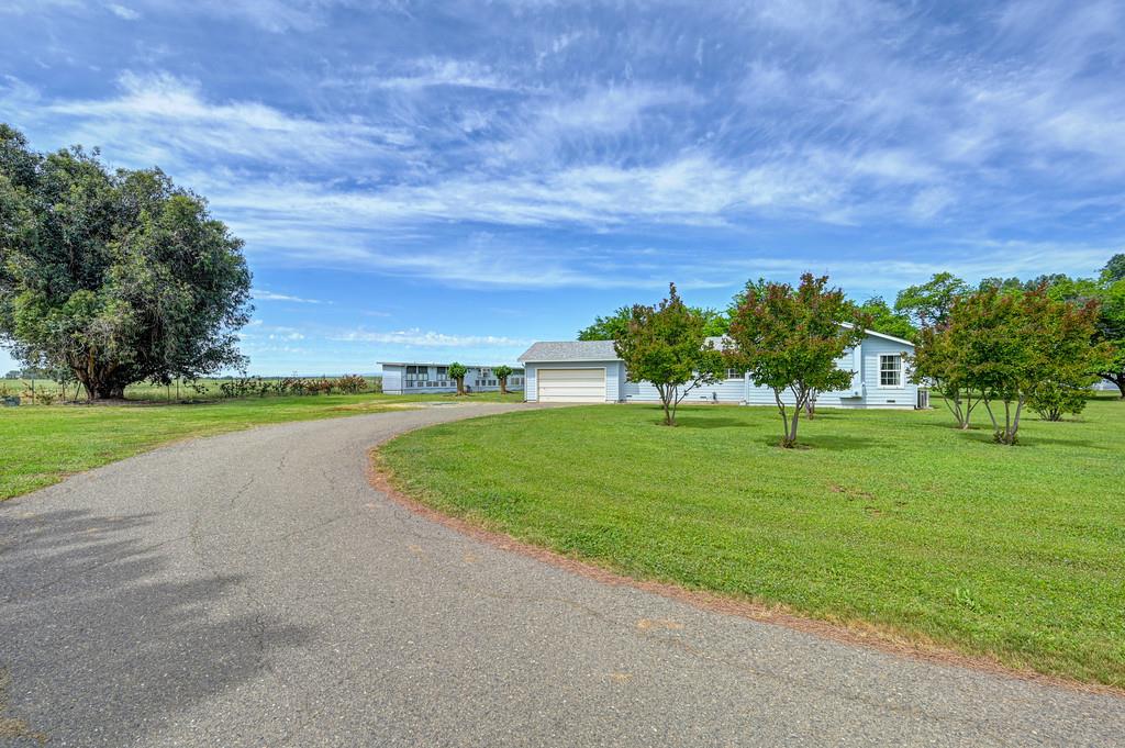 7230 Highhill Road Elk Grove, CA 95624 - Photo 4 of 61
