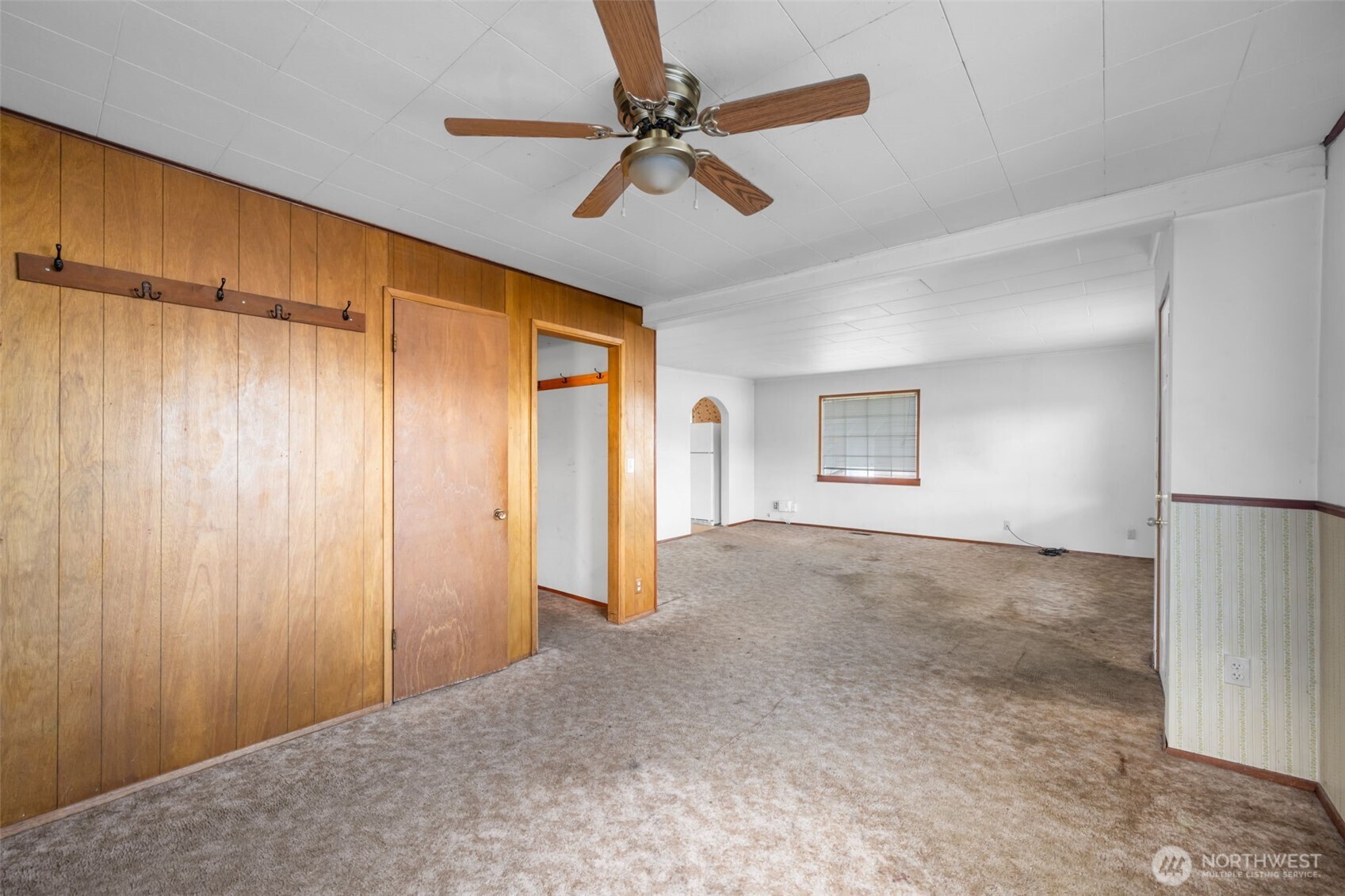6926 East Cady Road Everett, WA 98203 - Photo 13 of 19 wooden floor in an empty room