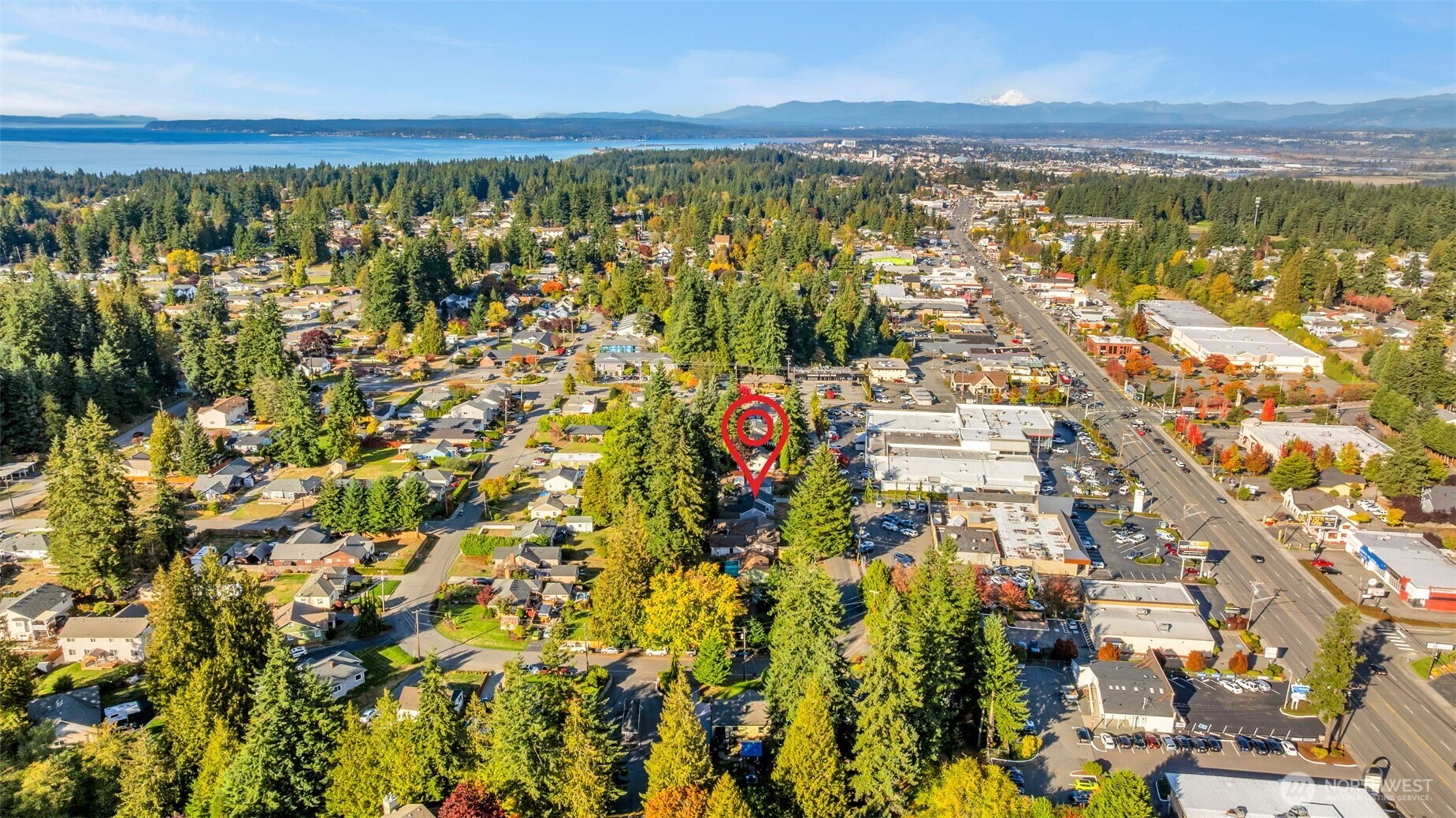 6926 East Cady Road Everett, WA 98203 - Photo 17 of 19 a view of a city with ocean view