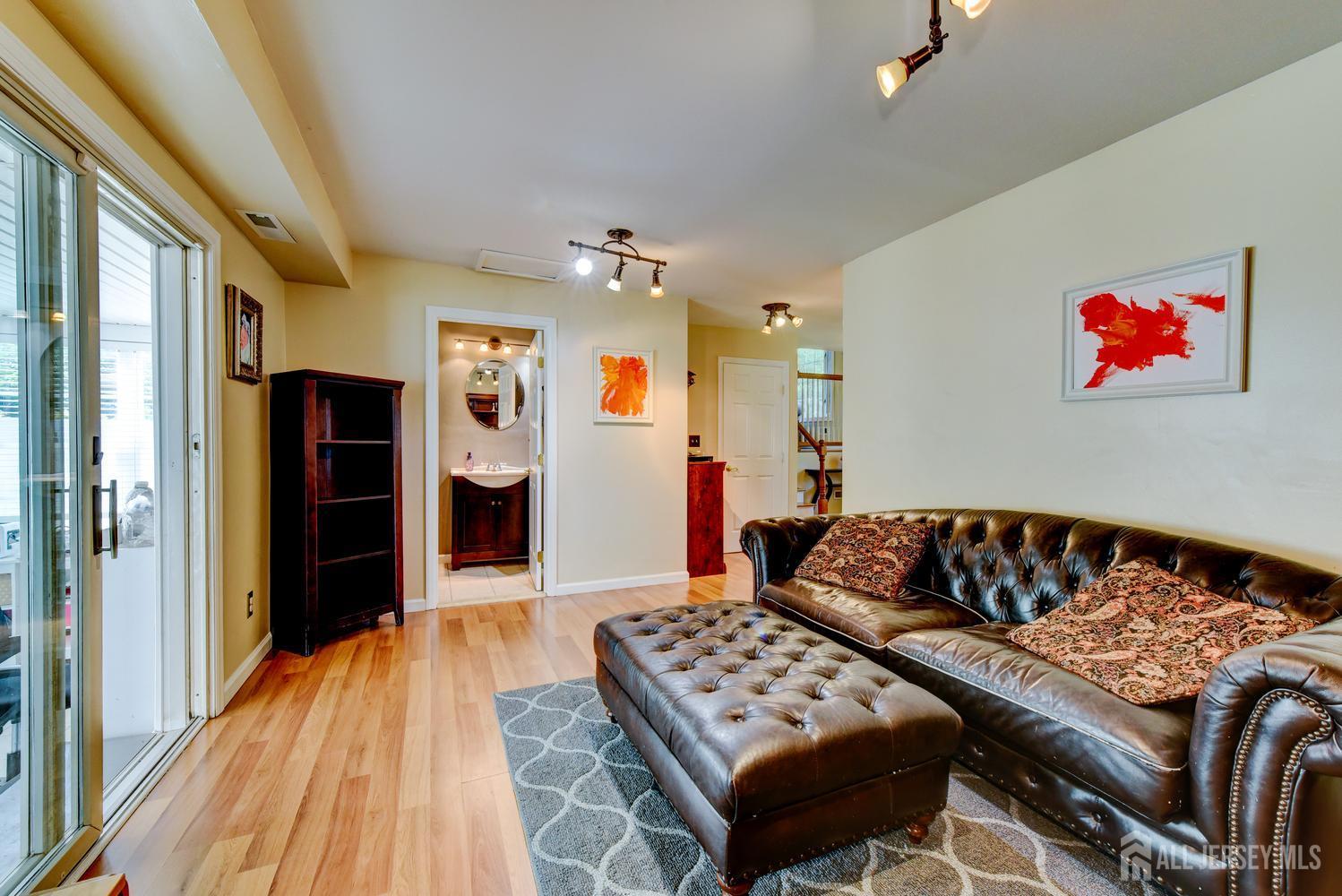 17 Sand Road Milltown, NJ 08850 - Photo 27 of 36