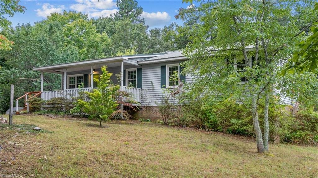 944 Webb Road Madison, NC 27025 - Photo 3 of 41