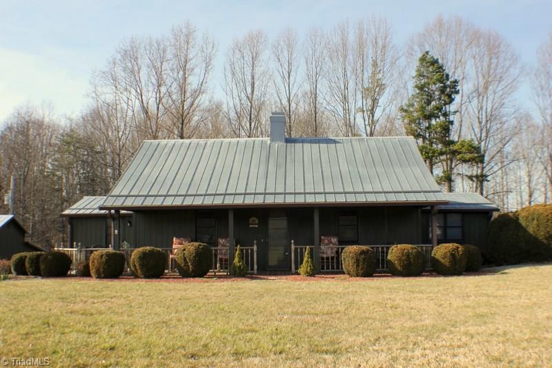 2039 McBride Road Mount Airy, NC 27030 - Photo 2 of 29 Gallery Image 2