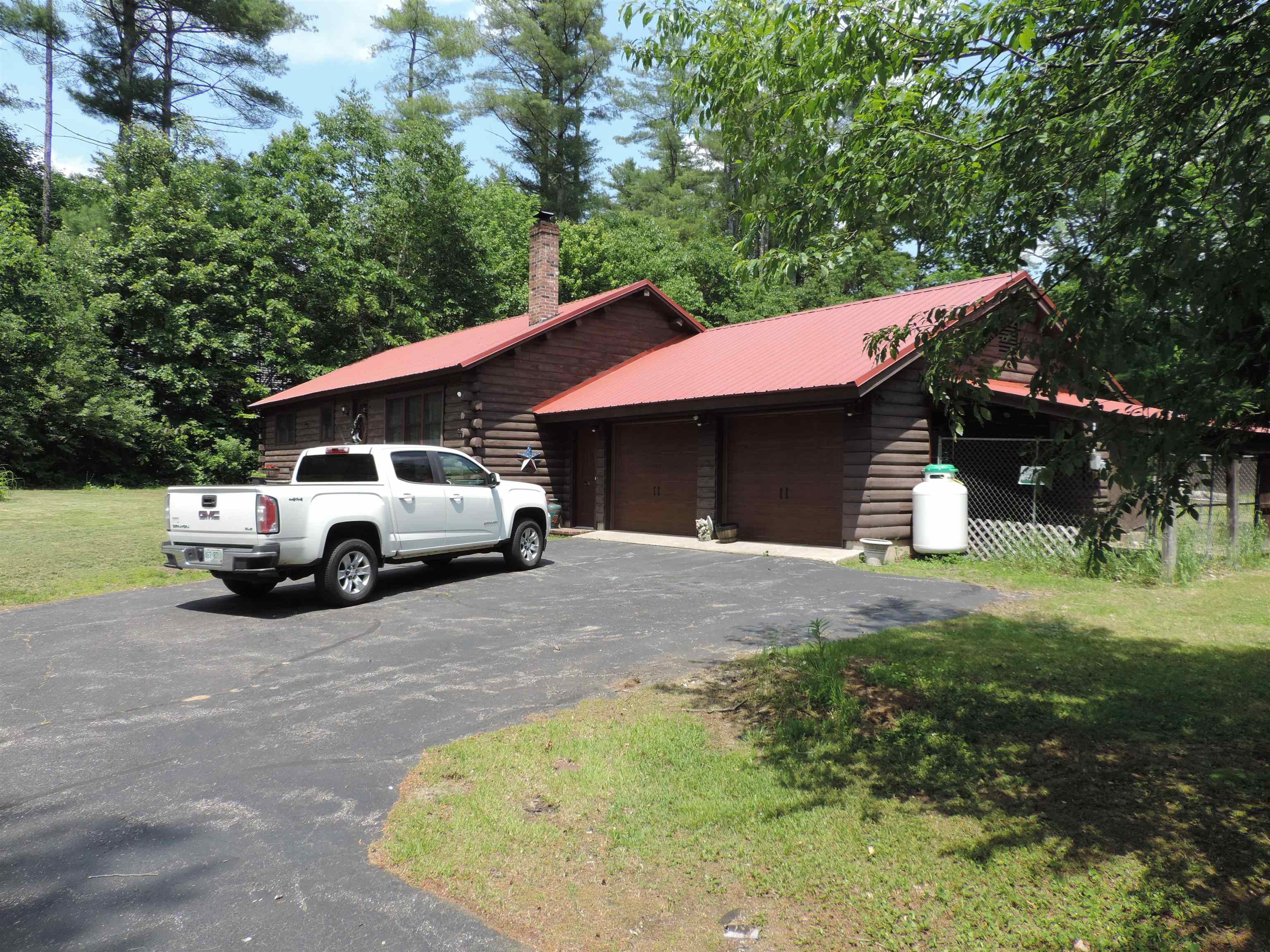 74 Pine Ridge Road Hillsborough, NH 03244 - Photo 2 of 31