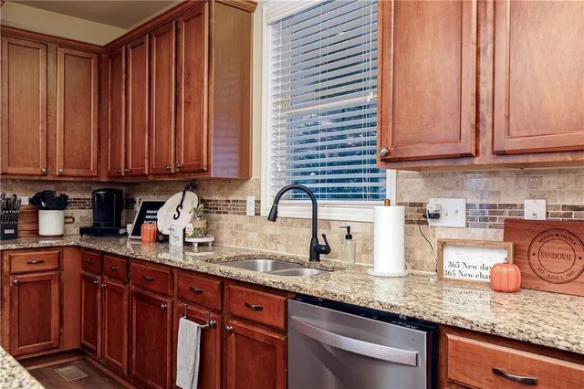 $775,000 | 4855 Rockford Ridge Drive, Marietta, GA 30066