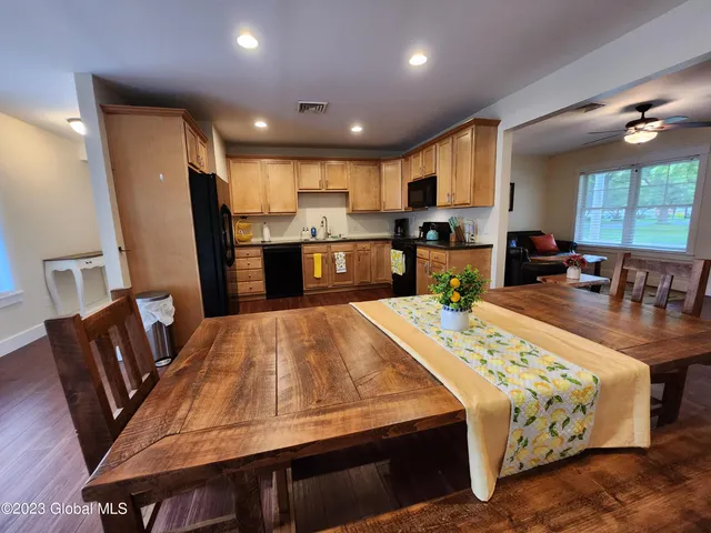 $5,950 | 48 Wright Street, Saratoga Springs, NY 12866