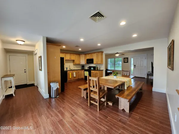 $4,800 | 48 Wright Street, Saratoga Springs, NY 12866
