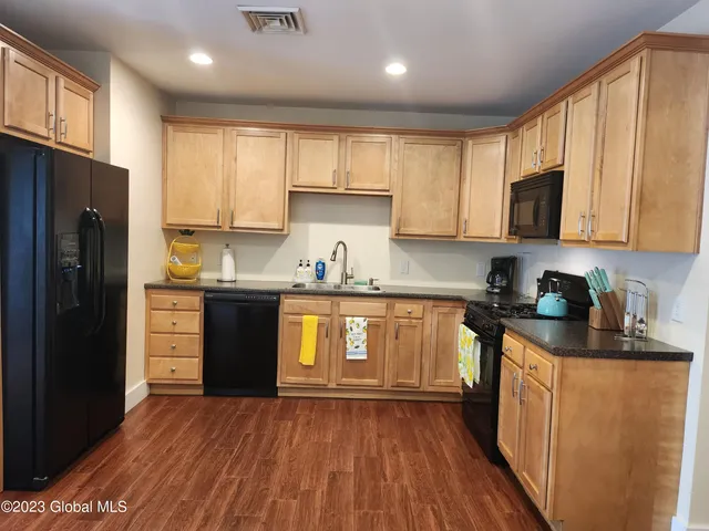 $5,950 | 48 Wright Street, Saratoga Springs, NY 12866