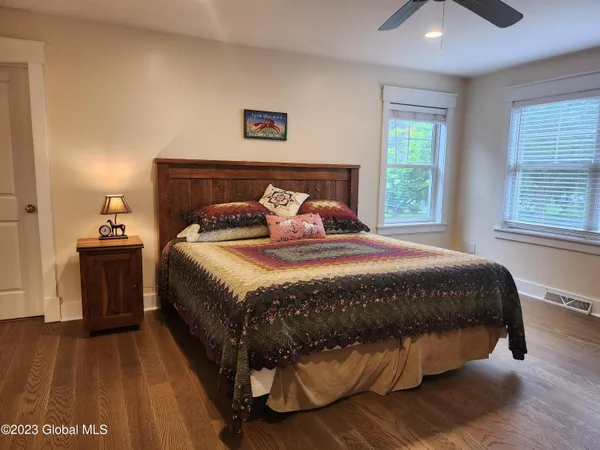 $4,800 | 48 Wright Street, Saratoga Springs, NY 12866