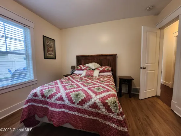 $4,800 | 48 Wright Street, Saratoga Springs, NY 12866