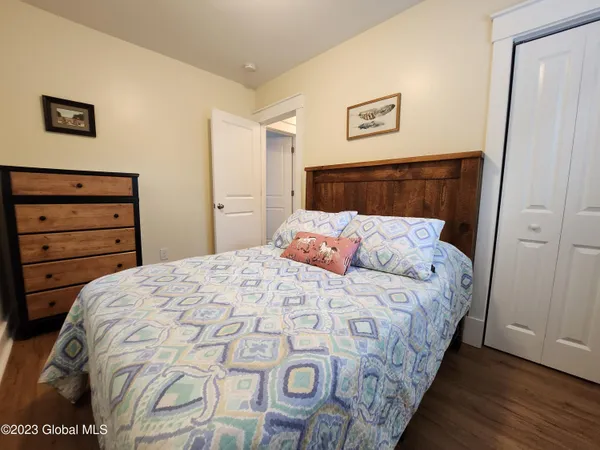 $4,800 | 48 Wright Street, Saratoga Springs, NY 12866