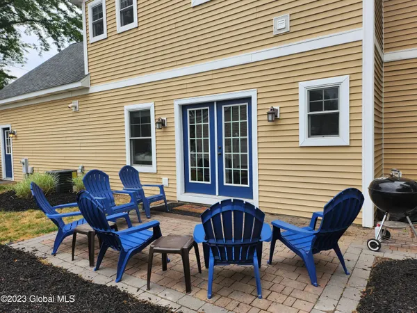 $4,800 | 48 Wright Street, Saratoga Springs, NY 12866