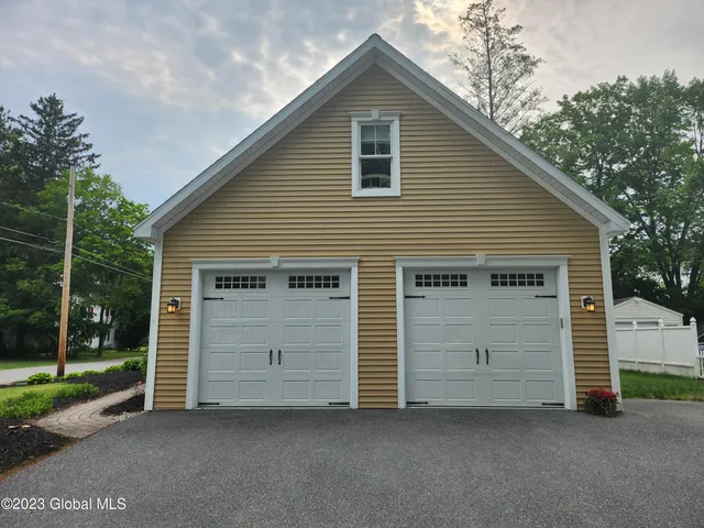 $5,950 | 48 Wright Street, Saratoga Springs, NY 12866