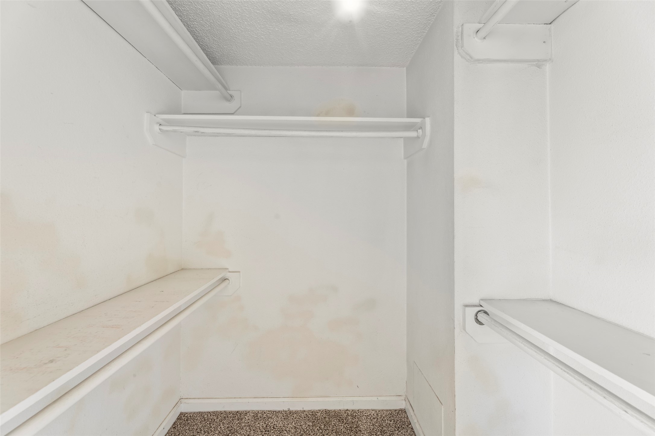 12241 Copper Tree Pvt Lane Houston, TX 77035 - Photo 11 of 27
