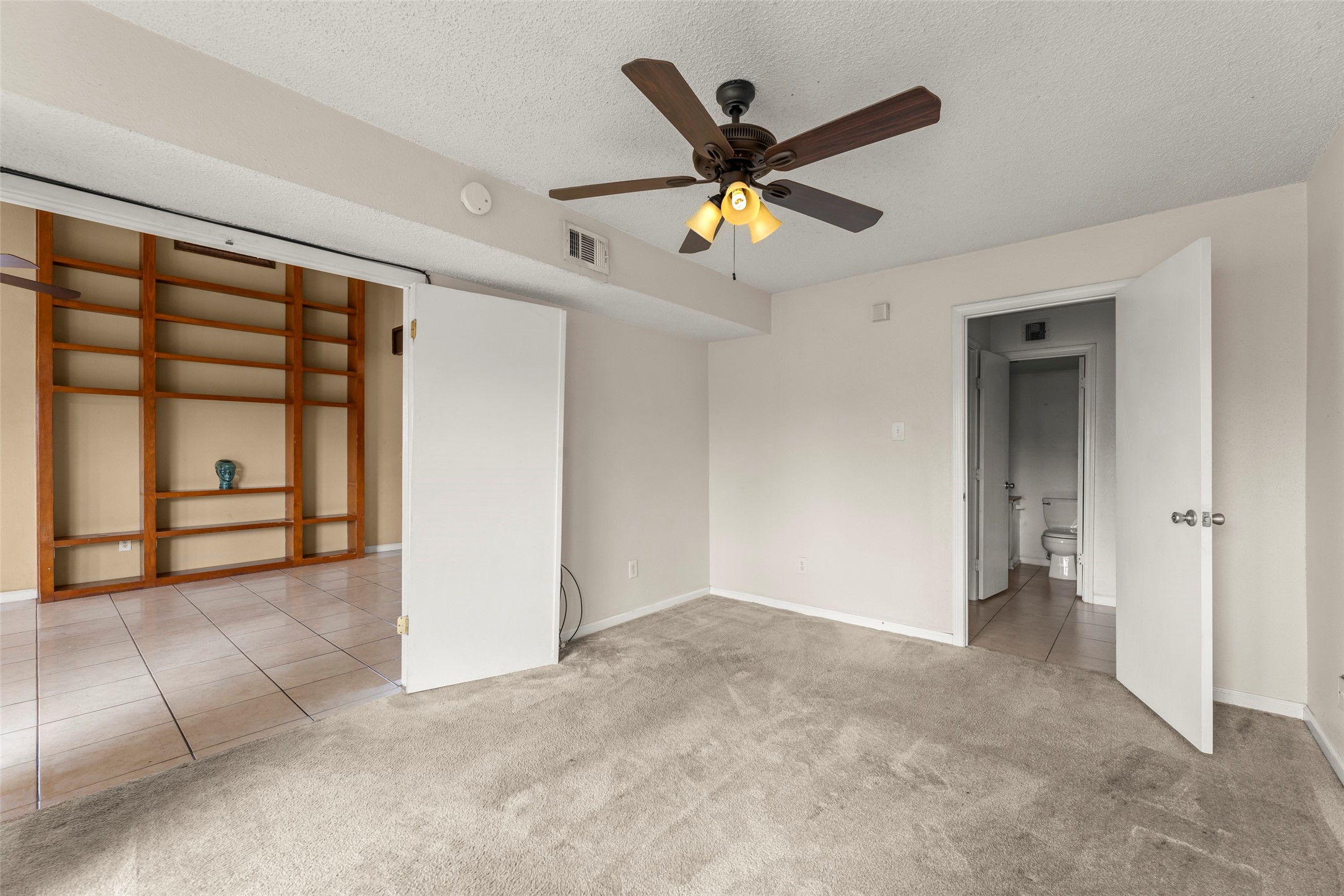 12241 Copper Tree Pvt Lane Houston, TX 77035 - Photo 7 of 27