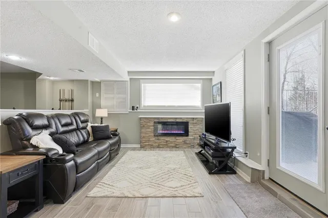 $595,000 | 14300 Hadley Street, Overland Park, KS 66223