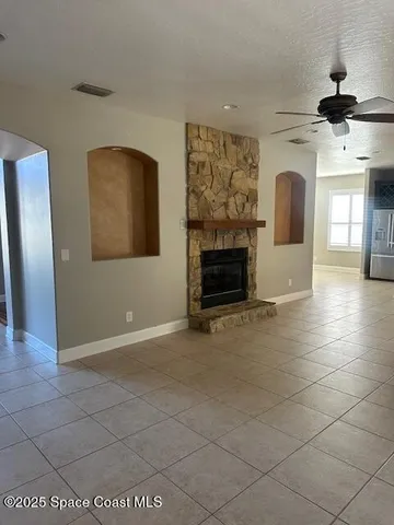 $5,000 | 962 Balmoral Way, Melbourne, FL 32940