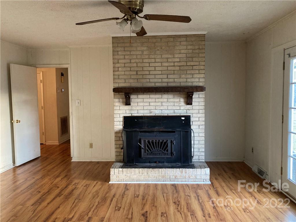 1318 Long Branch Road Grover, NC 28073 - Photo 14 of 25 Gallery Image 14