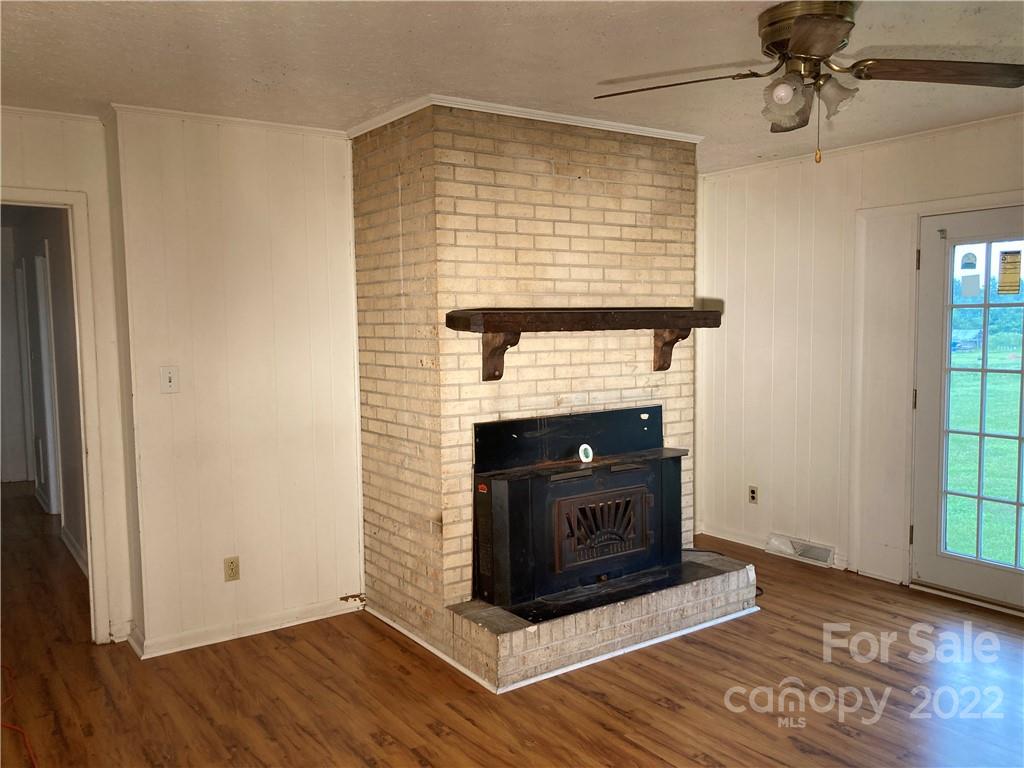 1318 Long Branch Road Grover, NC 28073 - Photo 15 of 25 Gallery Image 15