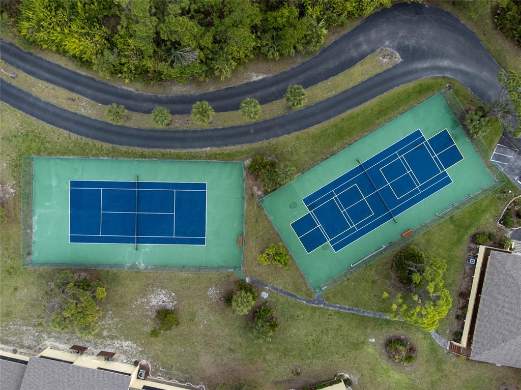 4260 Placida Road, Unit 9B Englewood, FL 34224 - Photo 36 of 38 a view of a backyard